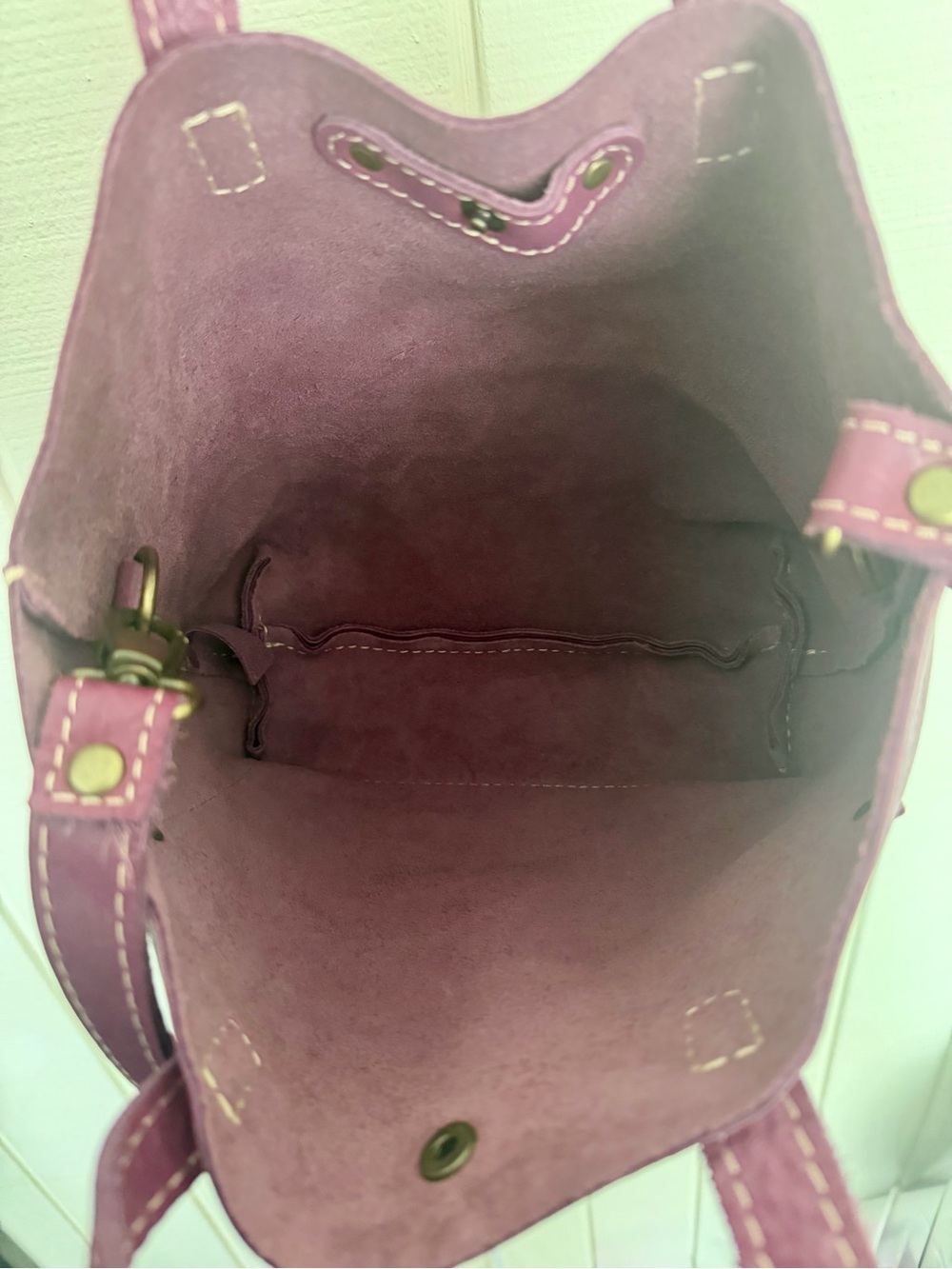 NWT Portland Leather Goods Crossbody Snap Tote - Vibrant Berry Pink Magenta - Picture 10 of 11